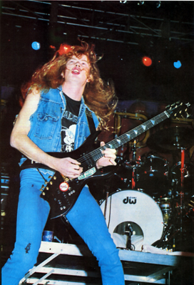 Dave Mustaine/Megadeth c Jay Janini/Artist Publications